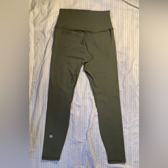 Lululemon fast and free olive green size 6 - Picture 4 of 6